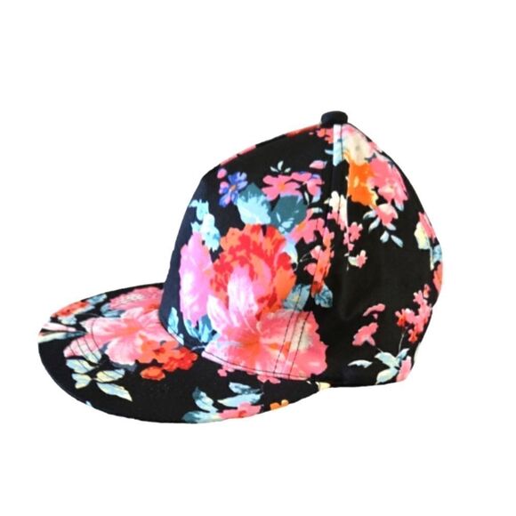 NWOT OLIVE & PIQUE BLACK FLORAL CAP/HAT 100% COTTON OSFM - Picture 1 of 5